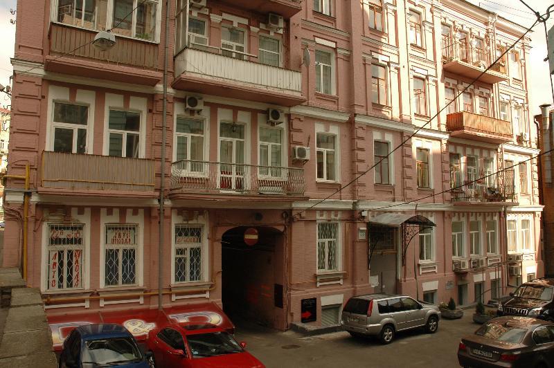 Kiev Accommodation Apartments On Mikhailivska St. Eksteriør billede